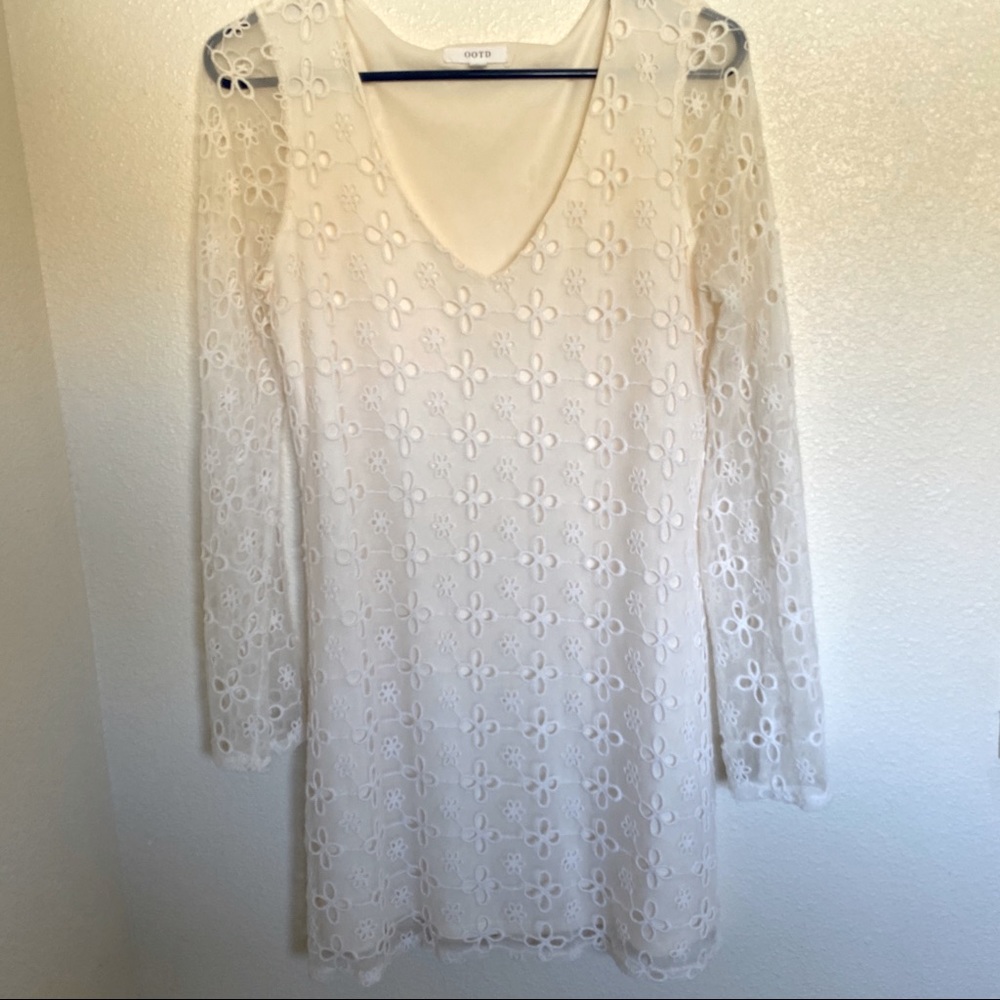 OOTD Boutique Floral Eyelet Cream Bell Tunic